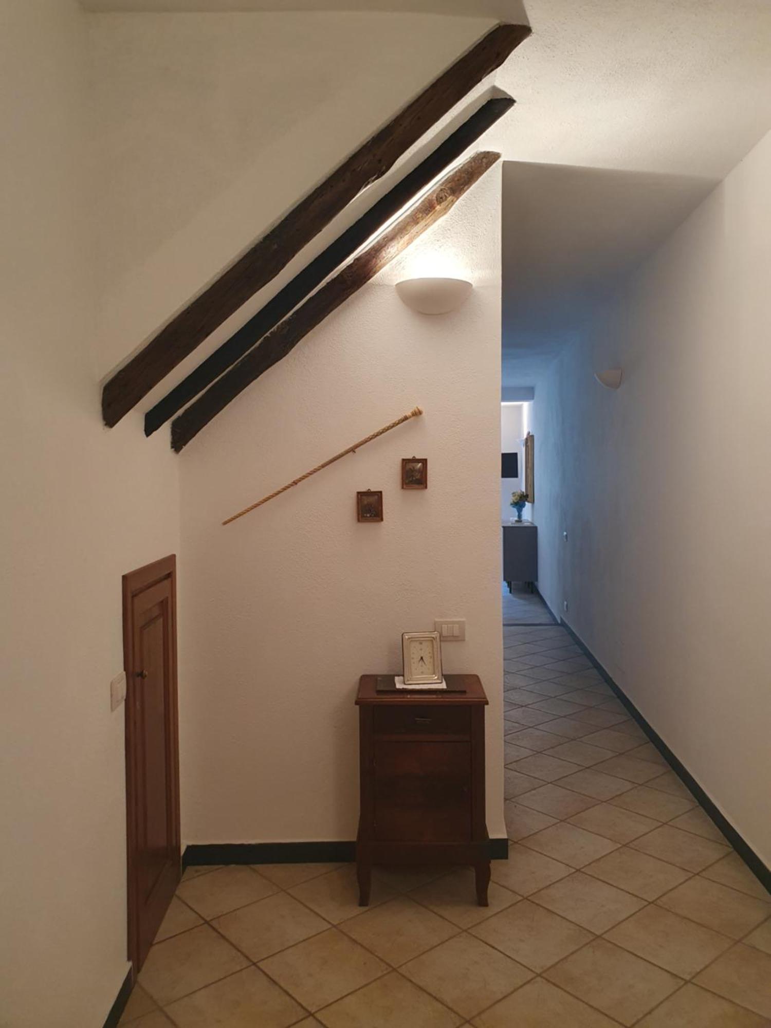 La Casa Di Mina Apartment Вернаца Екстериор снимка